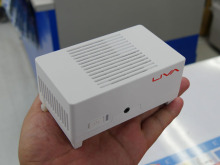 ECSの超小型ファンレスPC「LIVA」のホワイト版がついに発売！ 64GB eMMCストレージ内蔵、Wi-Fi/BT標準装備