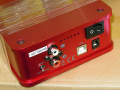 レッドボディ採用の真空管USB DAC/ヘッドフォンアンプ「DN-11451」が上海問屋から！